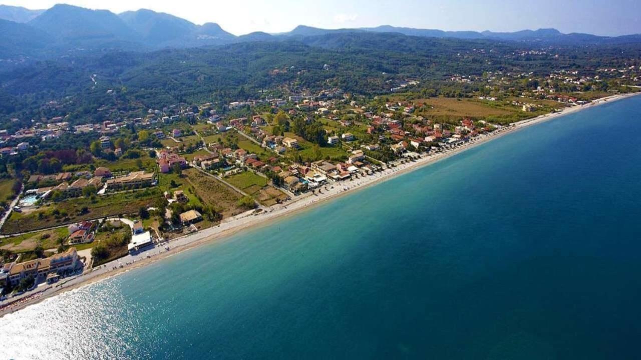 Villa Fantastico Acharavi  Ngoại thất bức ảnh